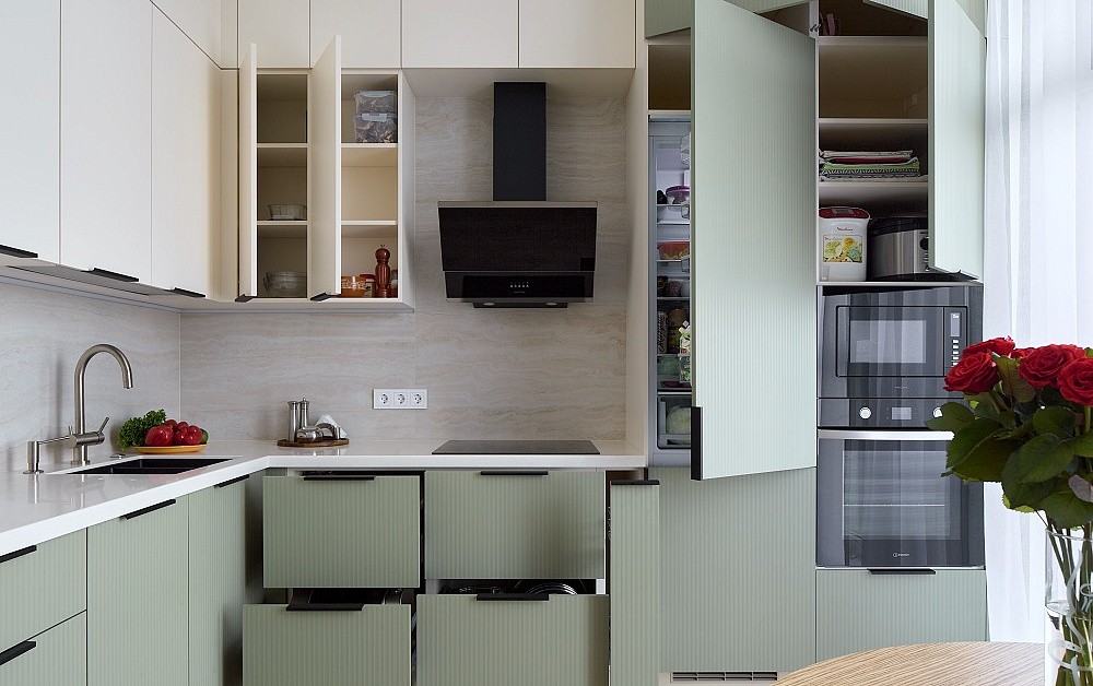 Кухня с фасадами с эффектом плиссировки