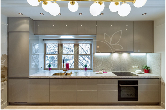 прямой кухонный гарнитур