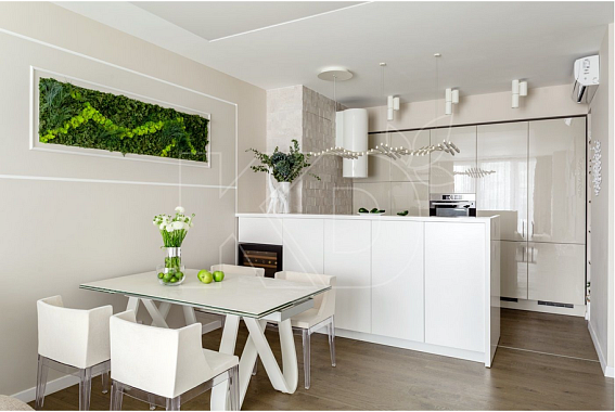 Белая кухня в интерьере