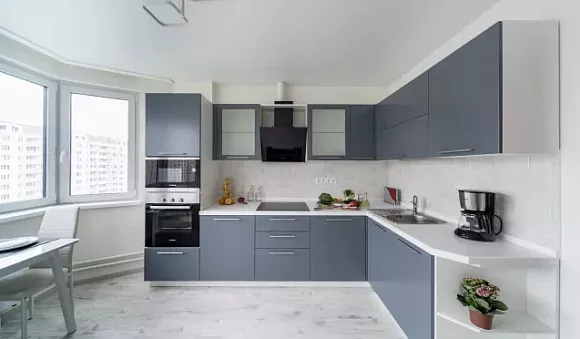 Серая кухня в Клину