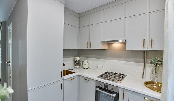 Серая кухня в Клину