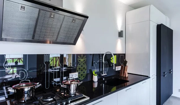 Глянцевая кухня в Липецке