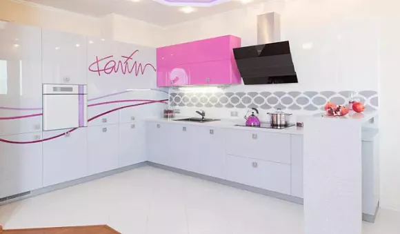 Белая кухня в Волгограде