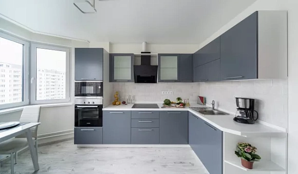 Темная кухня в Ростове-на-Дону