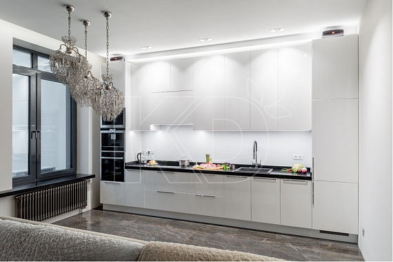Белая кухня в интерьере